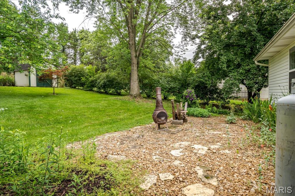 7736 Meadow View Circle