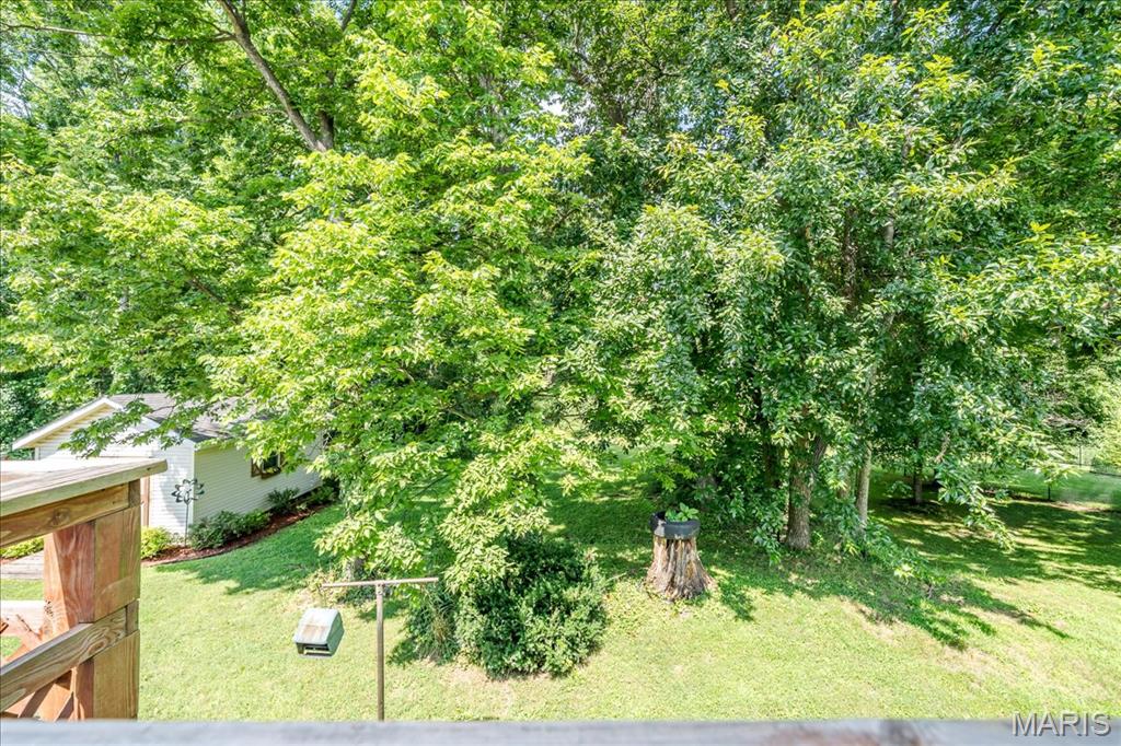 25 Whispering Oaks Drive