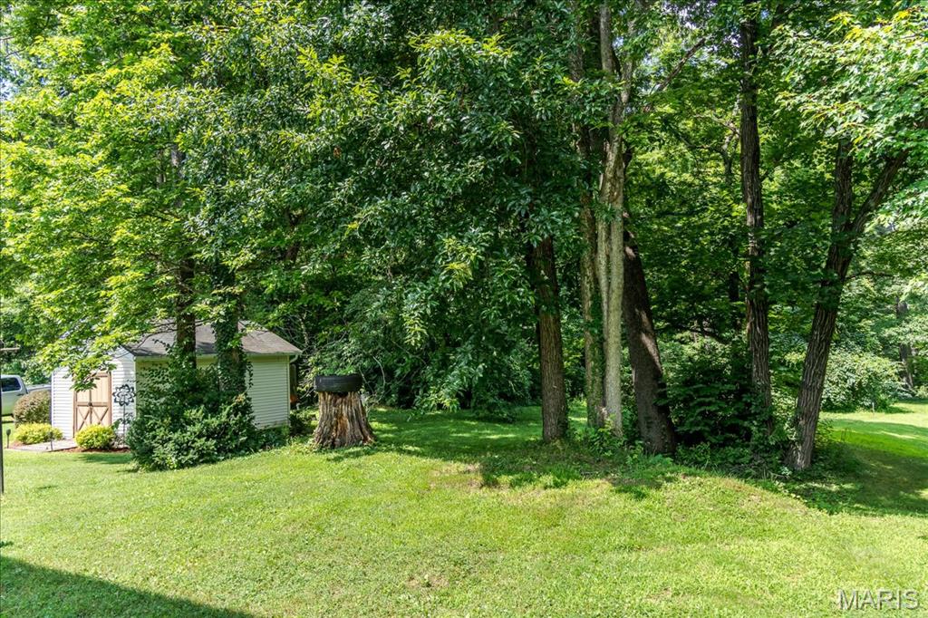 25 Whispering Oaks Drive