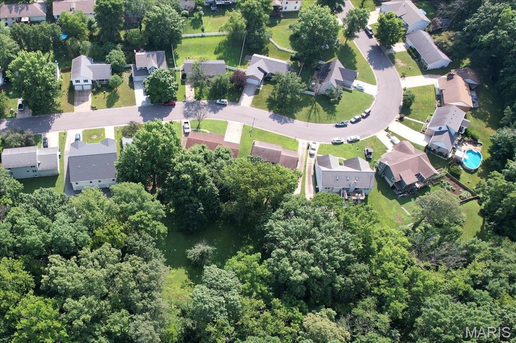 25 Whispering Oaks Drive