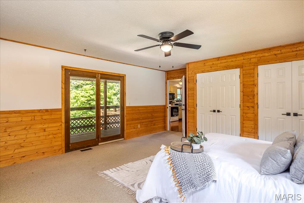 25 Whispering Oaks Drive