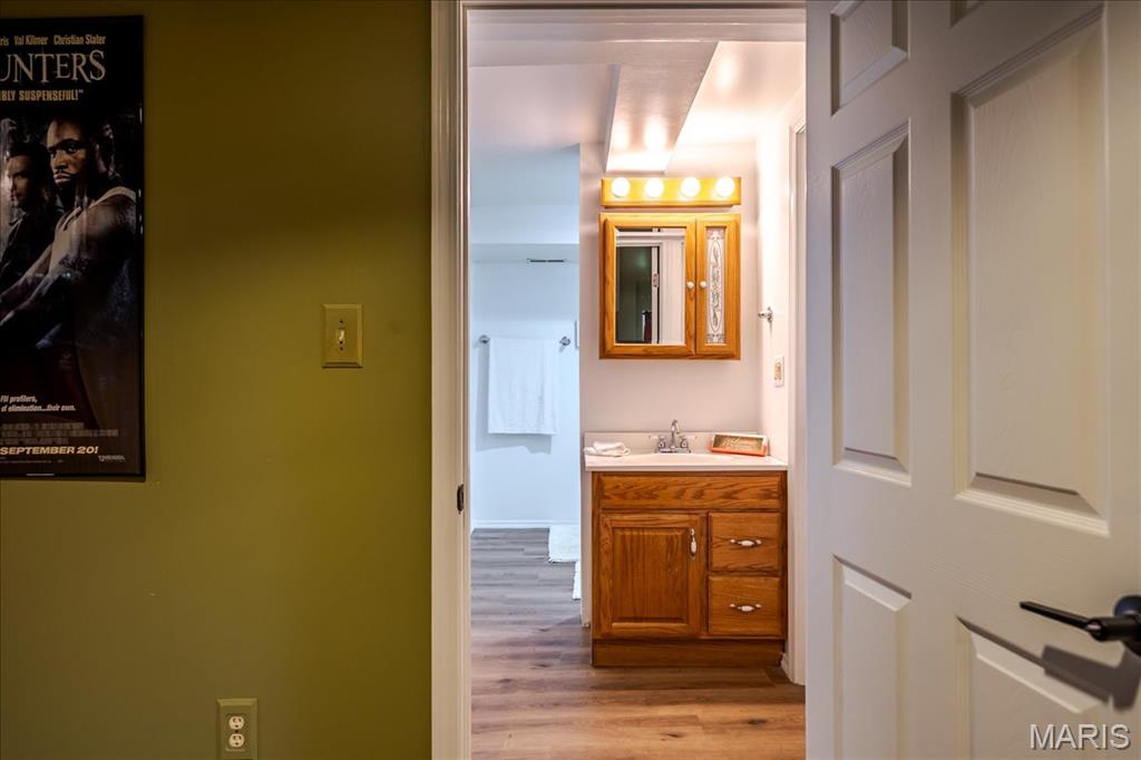 25 Whispering Oaks Drive