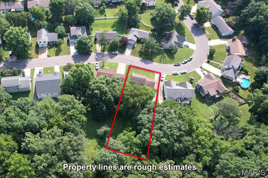 25 Whispering Oaks Drive