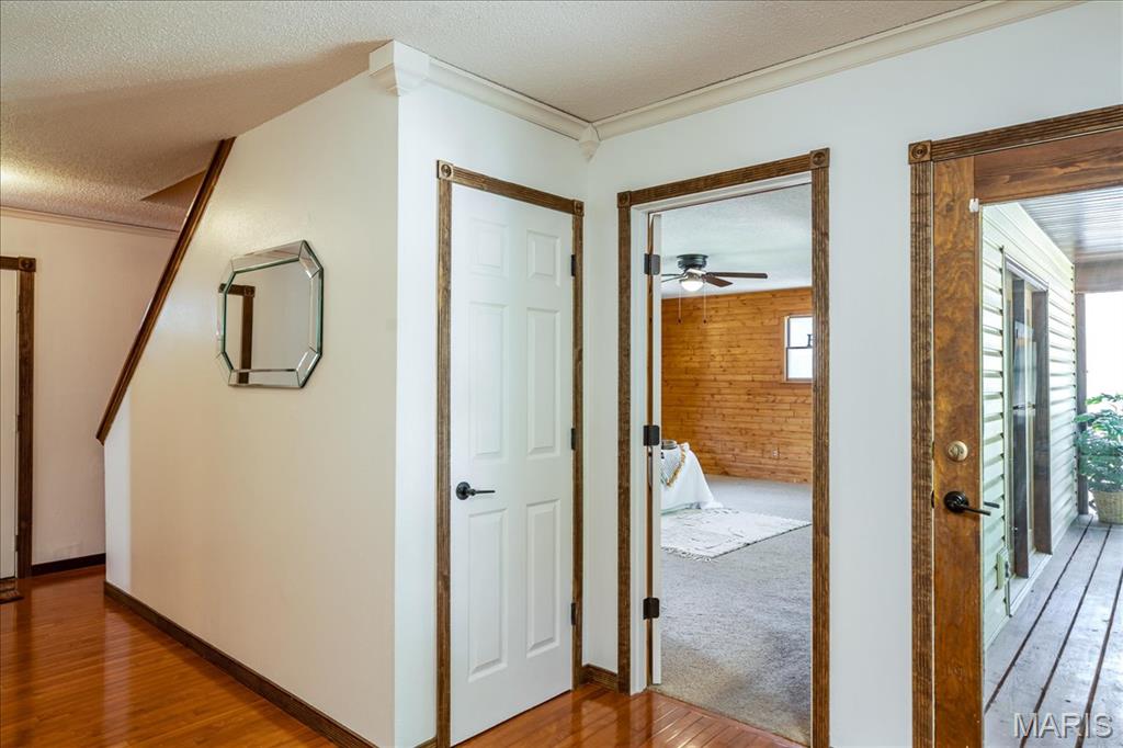 25 Whispering Oaks Drive