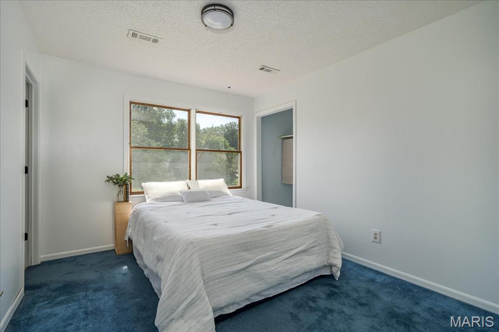 25 Whispering Oaks Drive