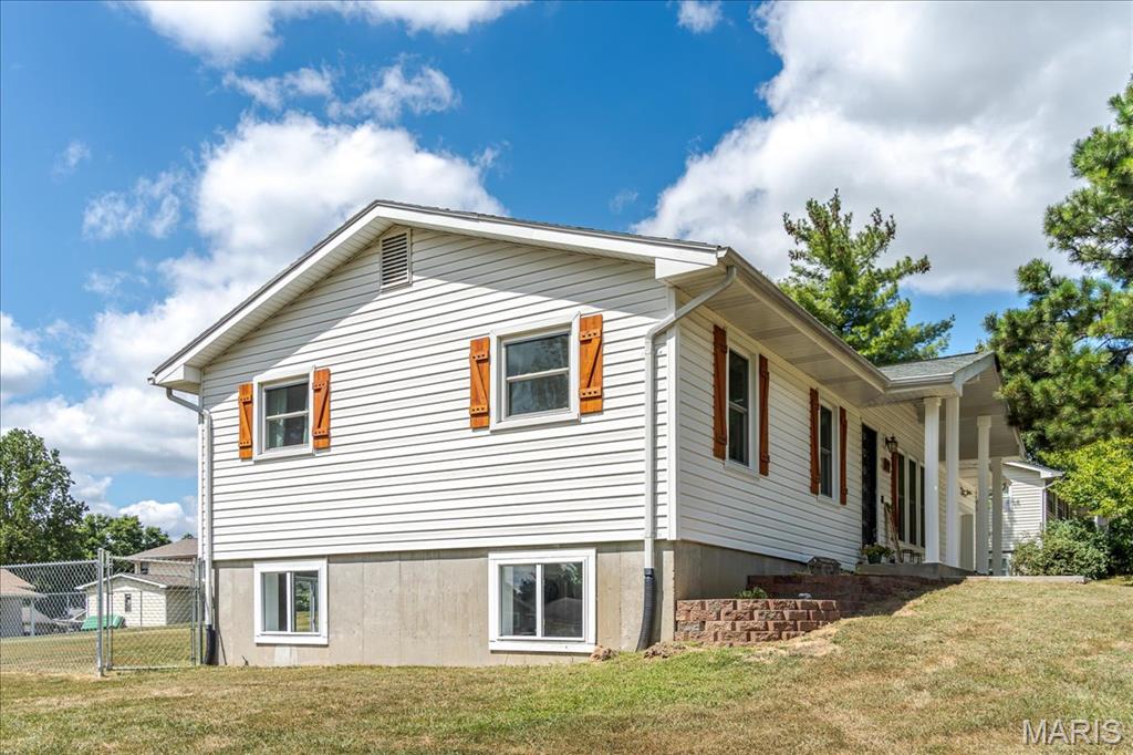 1295 Michelle Drive