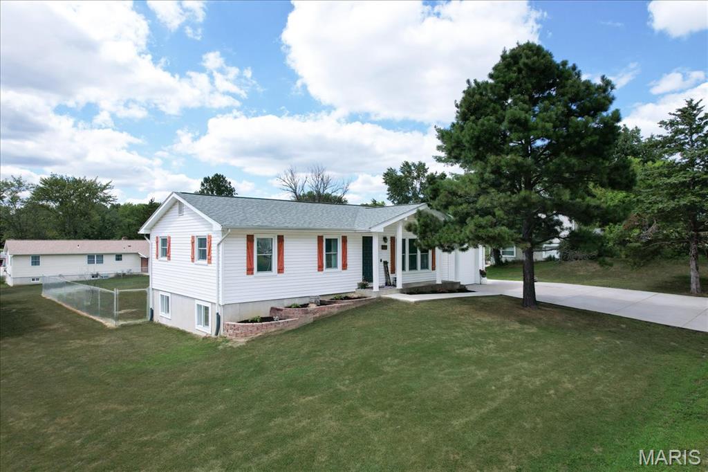 1295 Michelle Drive