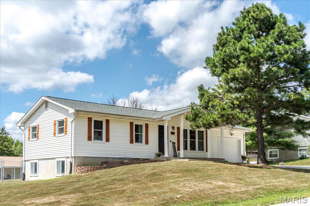 1295 Michelle Drive