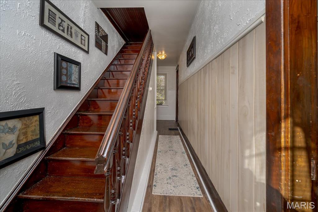 7 E State Street