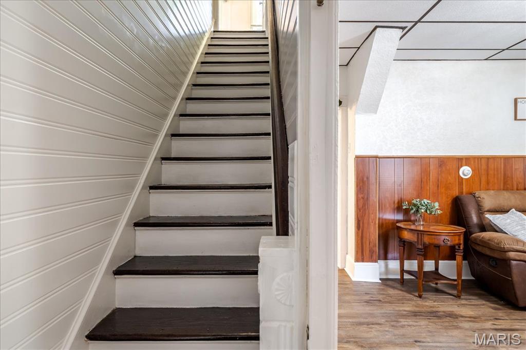 7 E State Street
