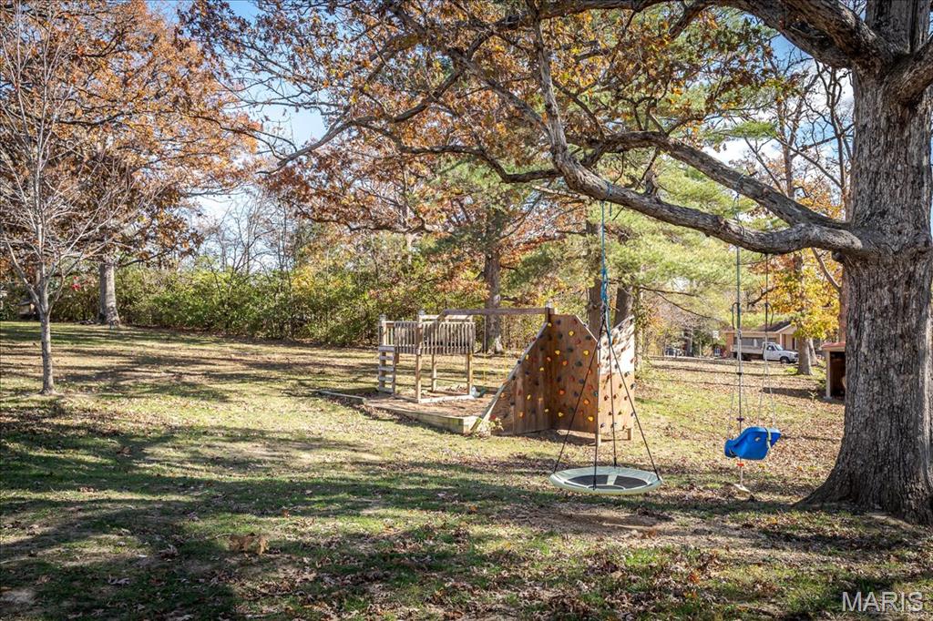 418 Parklane Drive