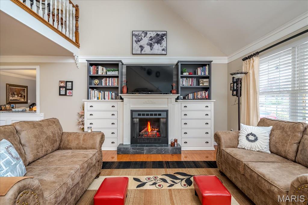 1400 Redwood Dr