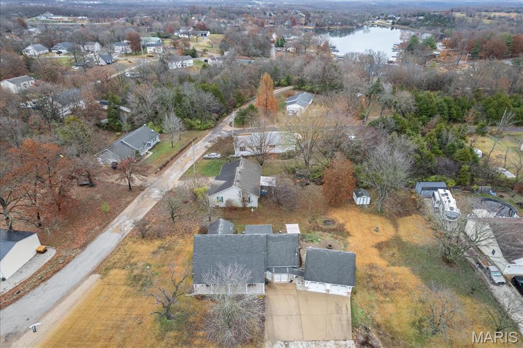 1400 Redwood Dr
