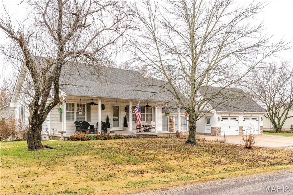 1400 Redwood Dr