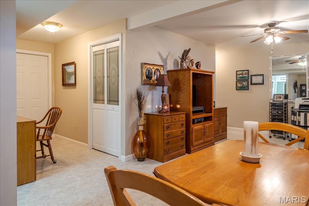 1400 Redwood Dr