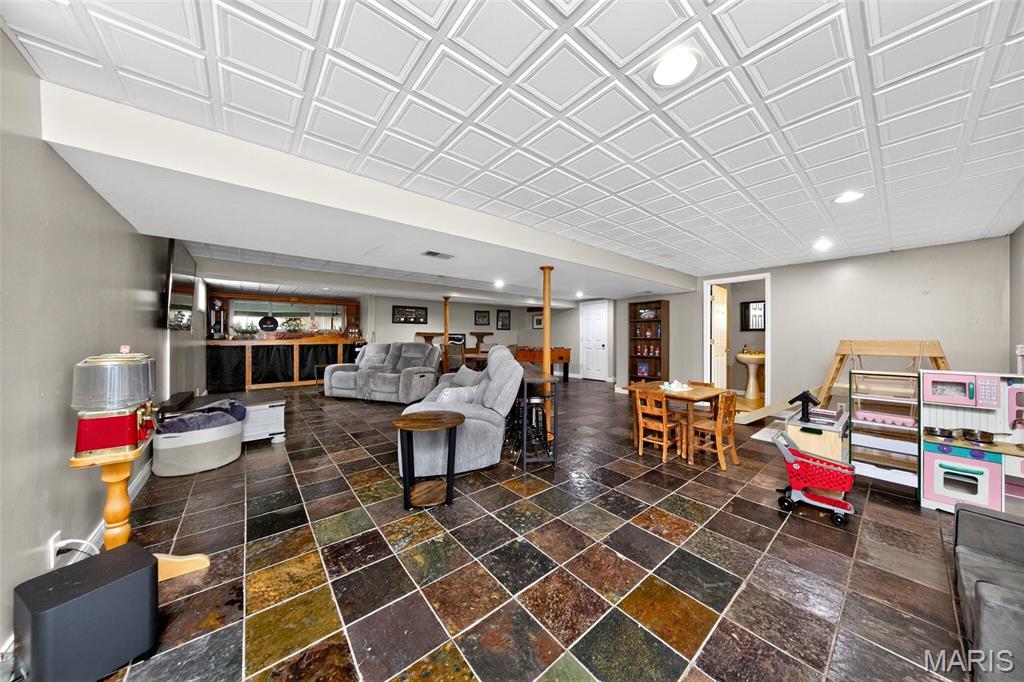 7749 Meadow View Circle