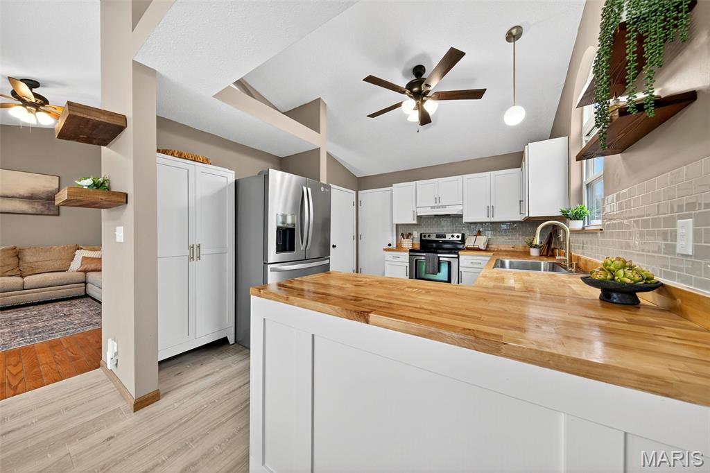 7749 Meadow View Circle