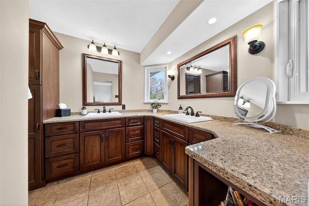 7749 Meadow View Circle