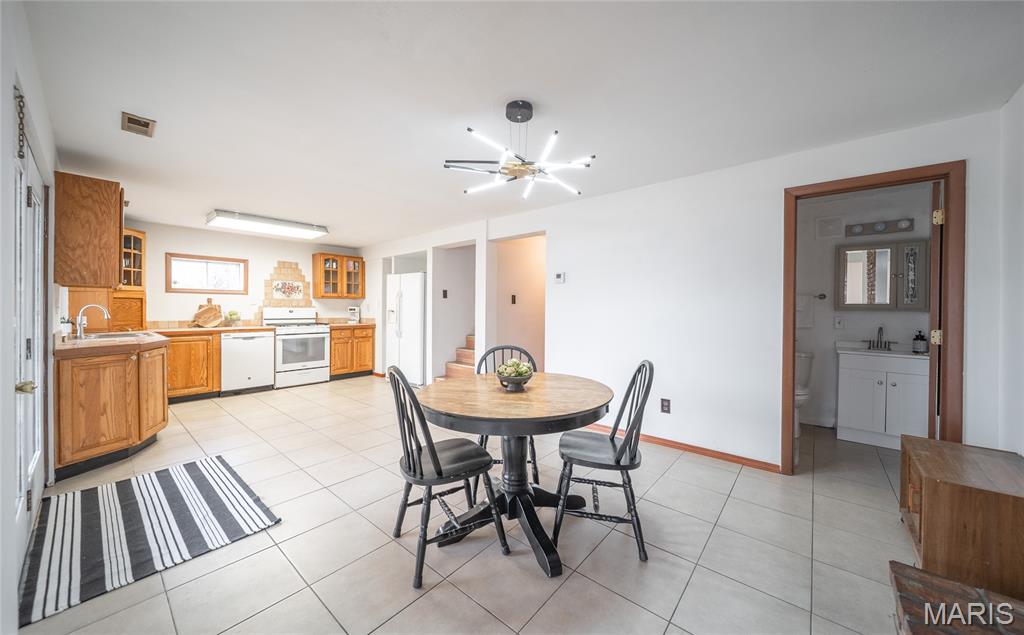 505 Rosehill Lane