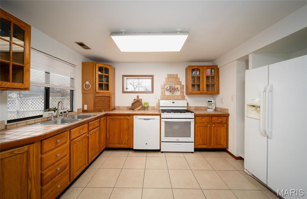505 Rosehill Lane