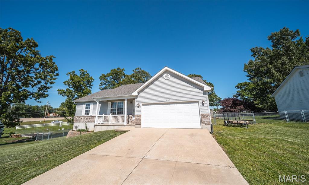 243 Duffers Drive