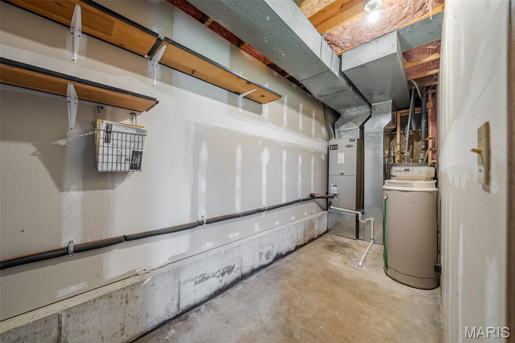 7716 Meadow View Circle