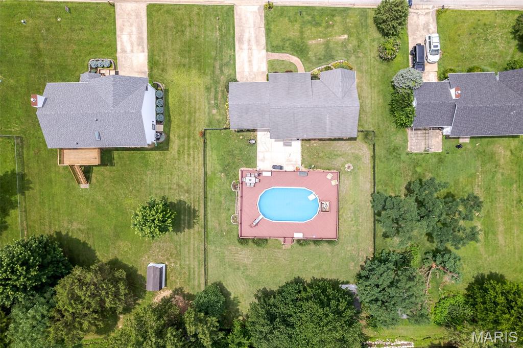 7712 Meadow View Circle