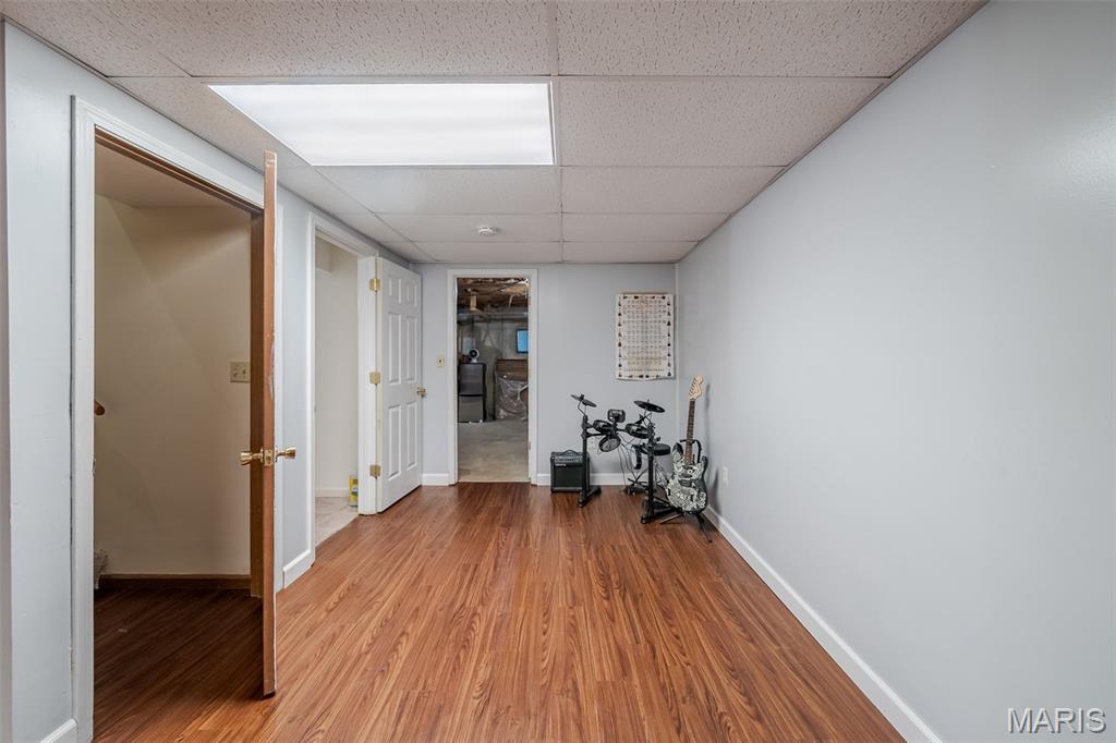 7712 Meadow View Circle