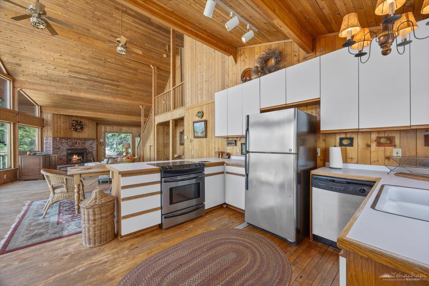 22481 Saddleback Drive