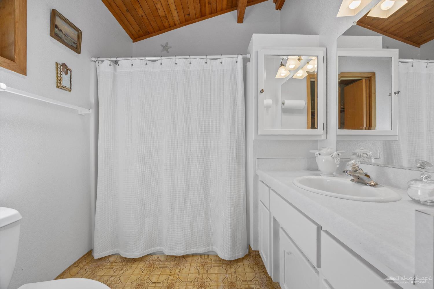 22481 Saddleback Drive