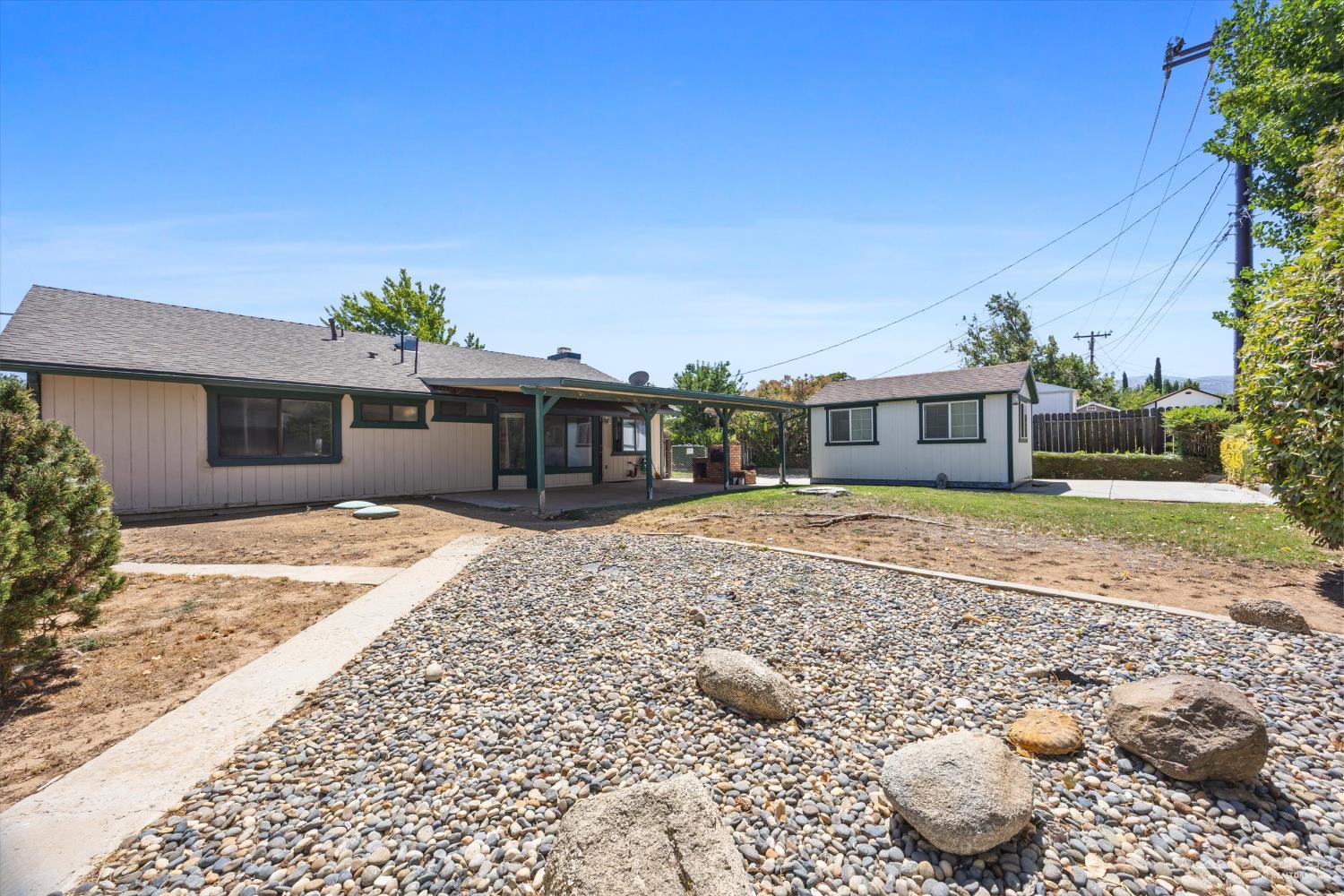 21305 Madre Street