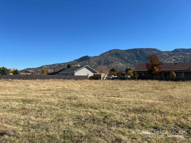 27712 Stallion Springs Drive