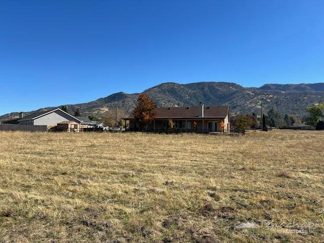 27712 Stallion Springs Drive