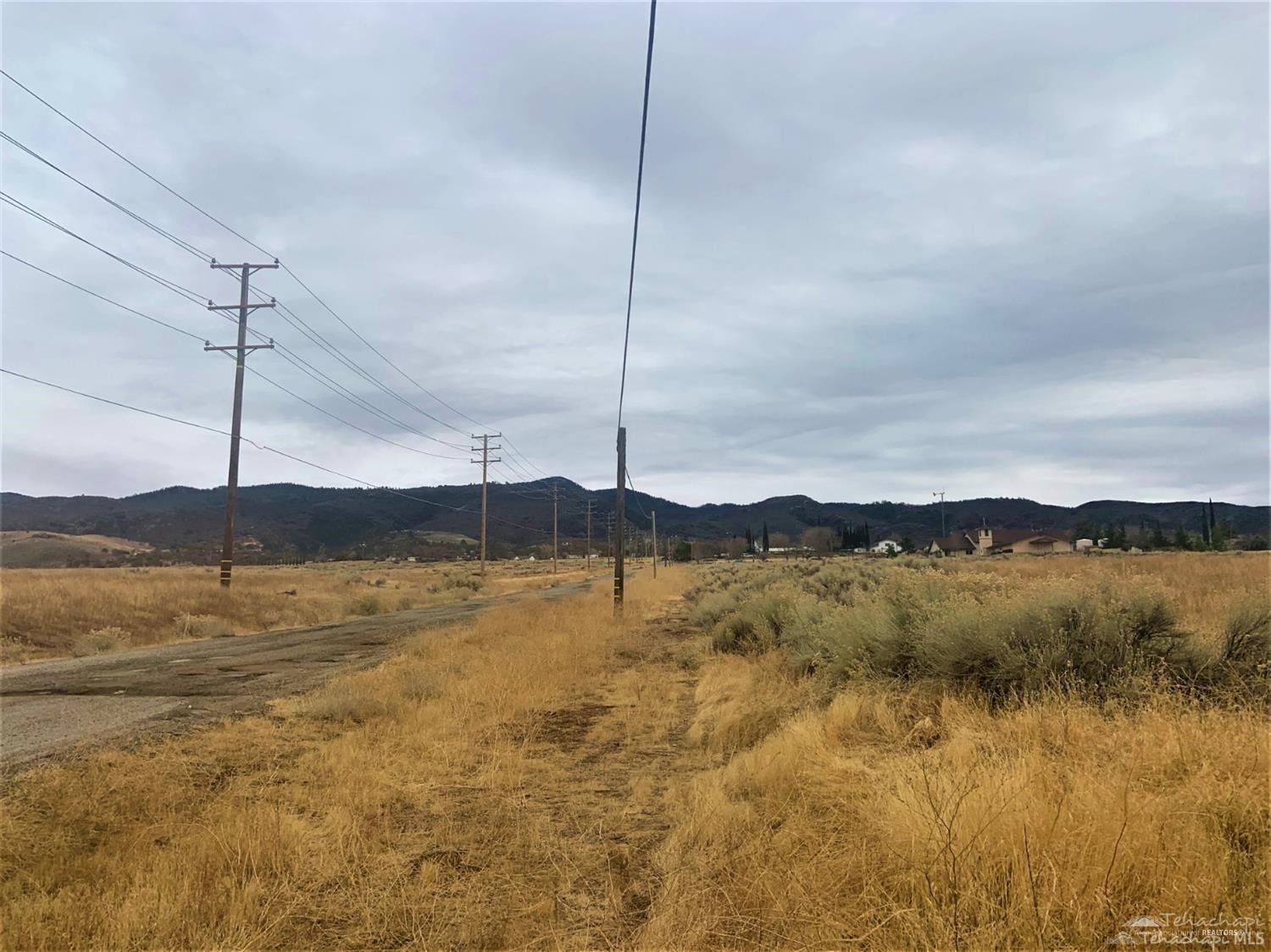 0 Woodford Tehachapi