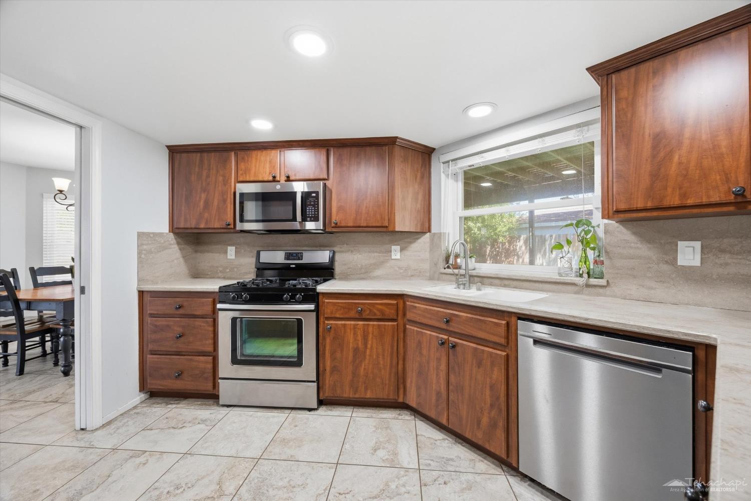 1150 Redwood Court