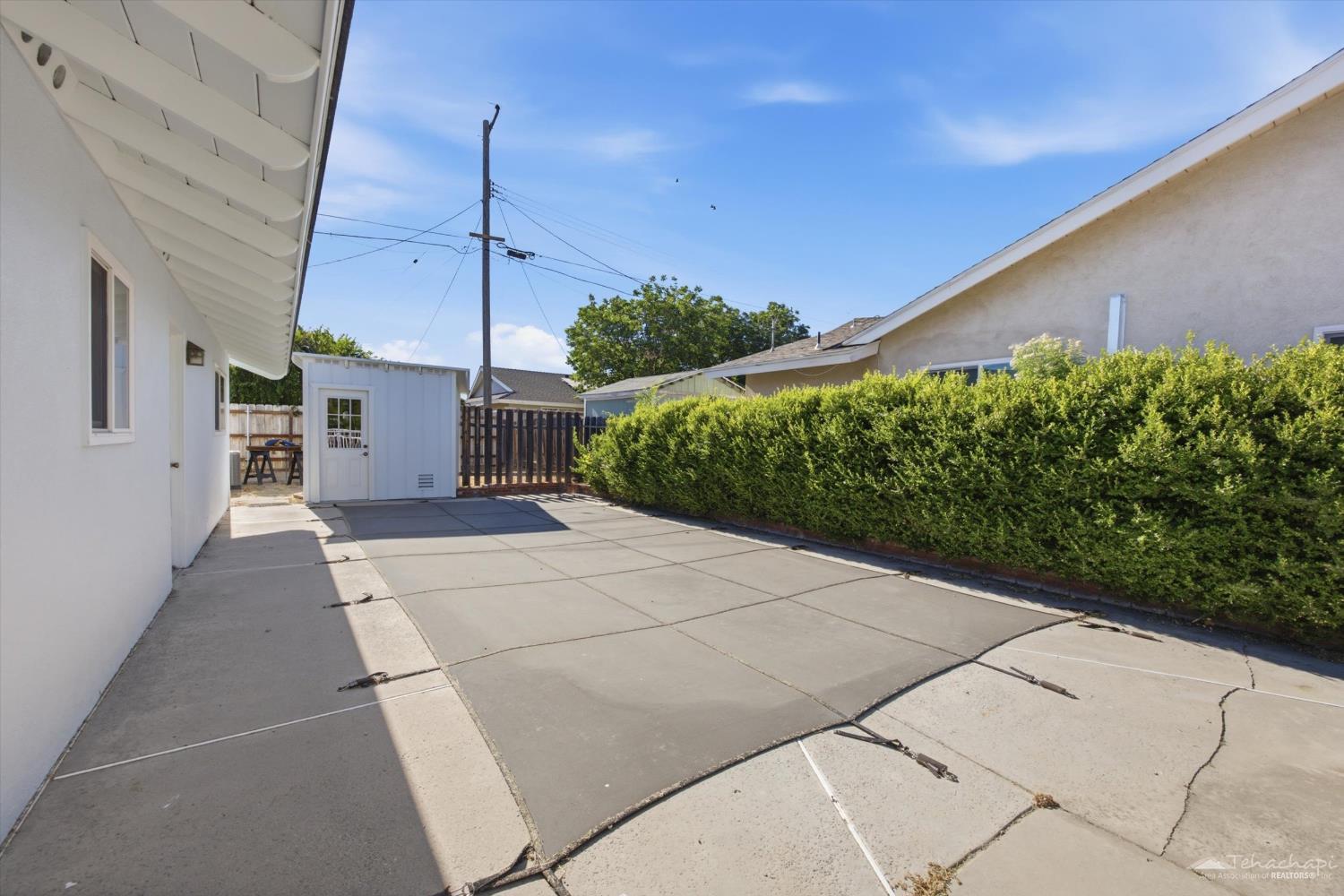 512 W A Street