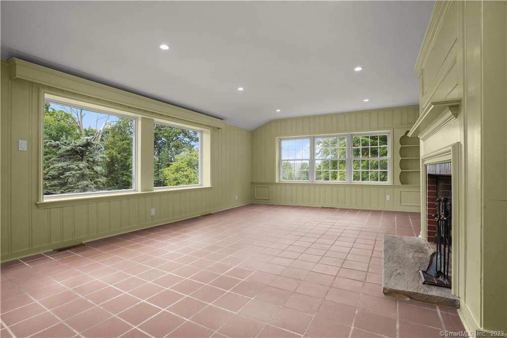 25 Mark Twain Lane