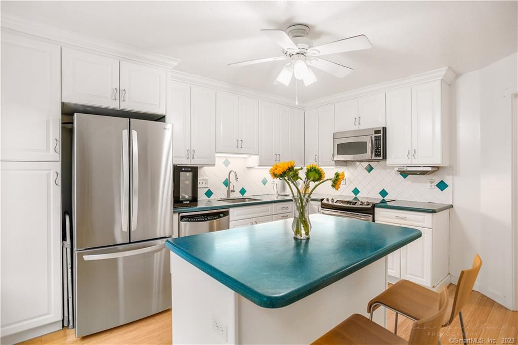 3 Oakwood Avenue Unit: B6