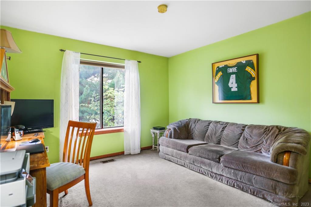 3 Oakwood Avenue Unit: B6