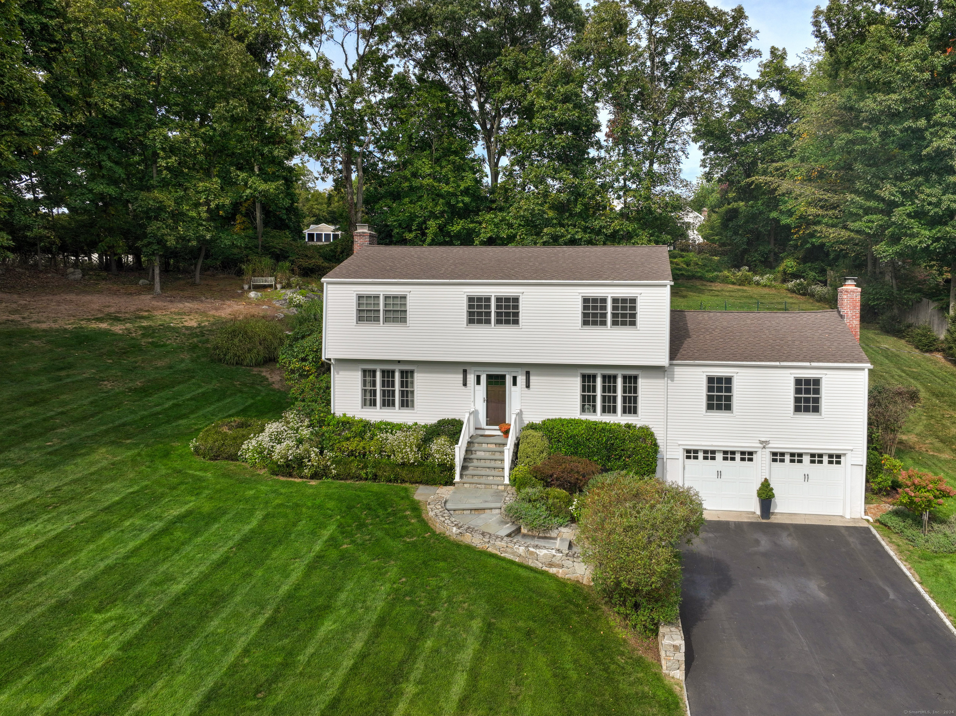 5 Hilly Field Lane