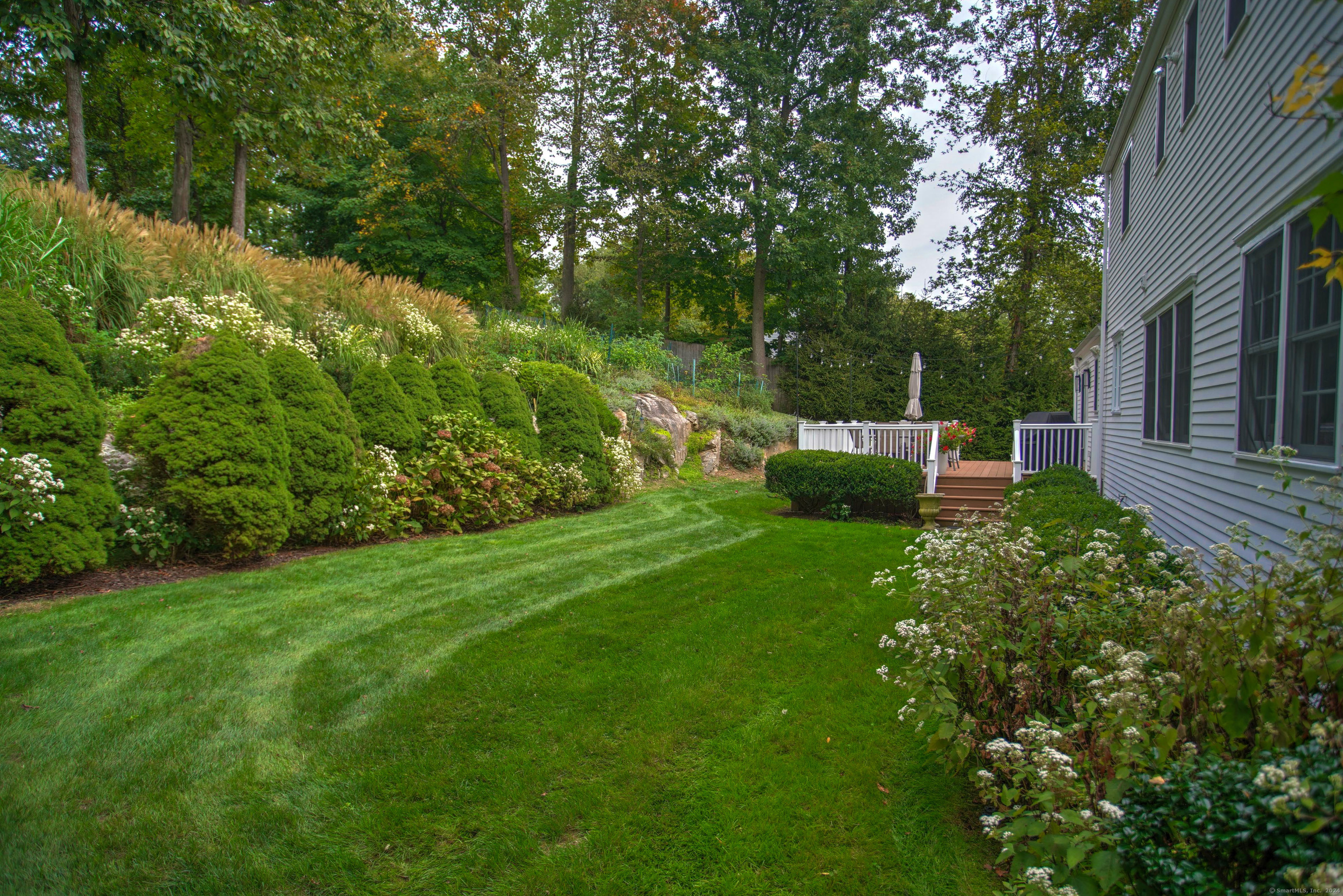 5 Hilly Field Lane