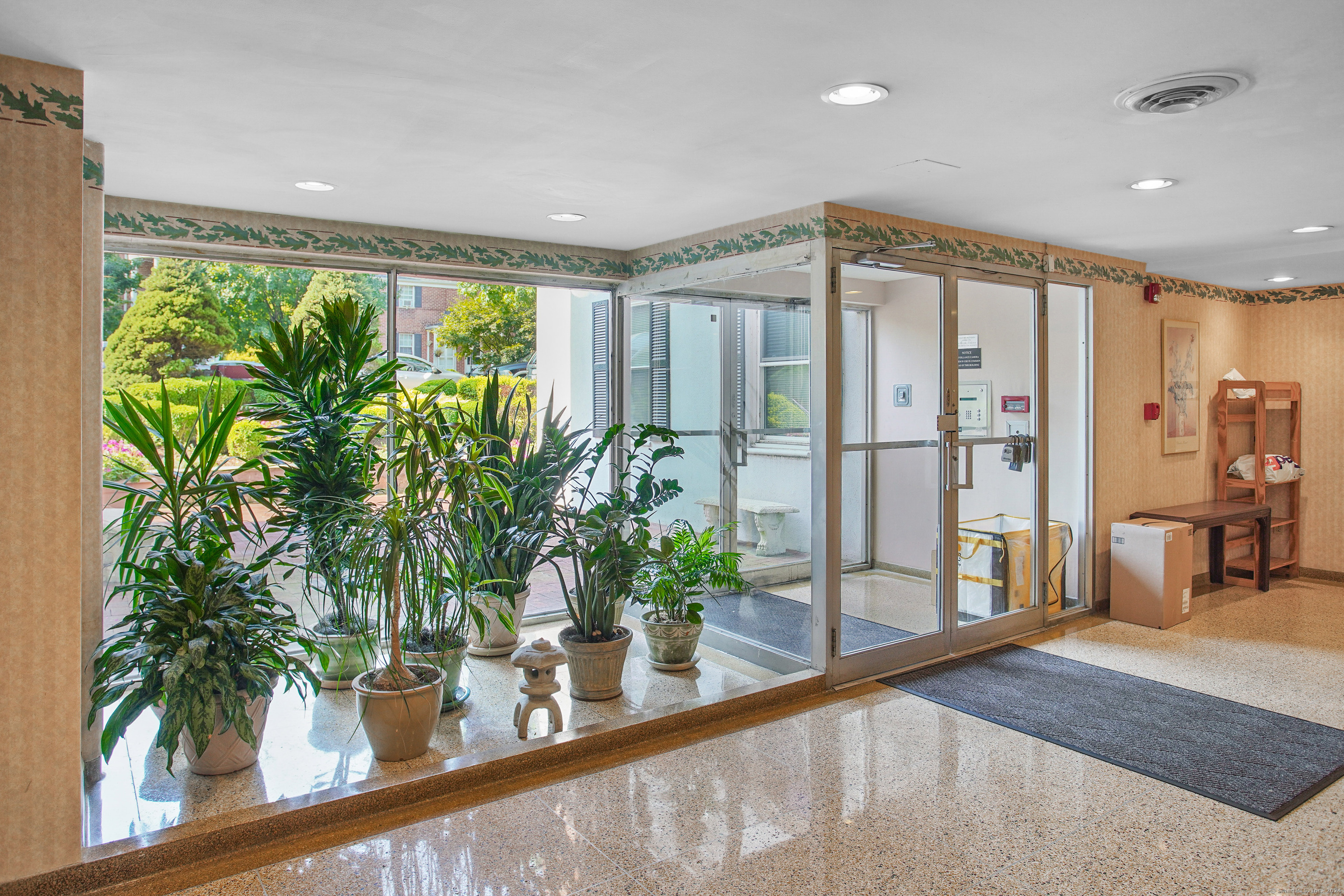 7 4th Street APT 5F