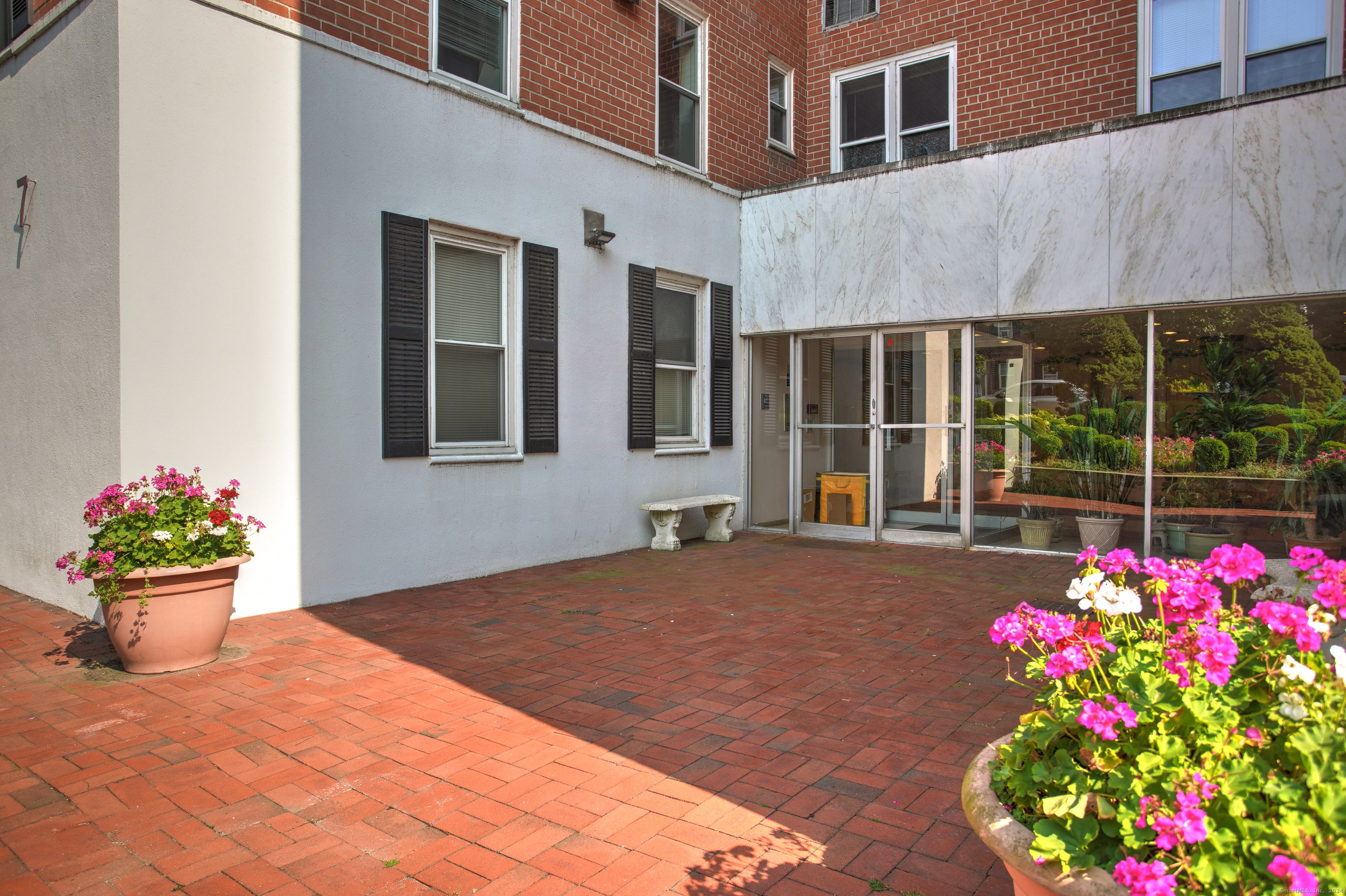 7 4th Street APT 5F