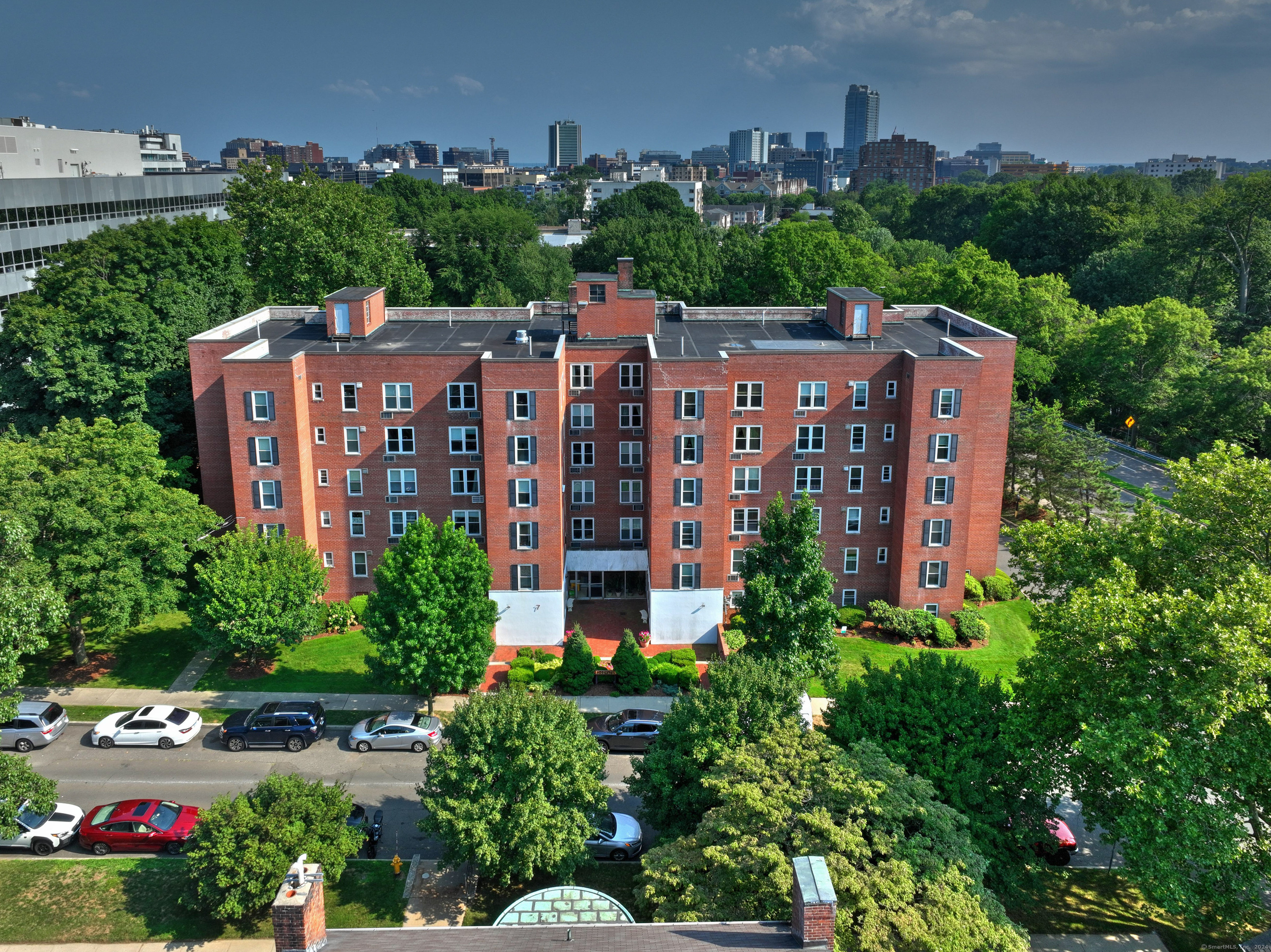 7 4th Street APT 5F