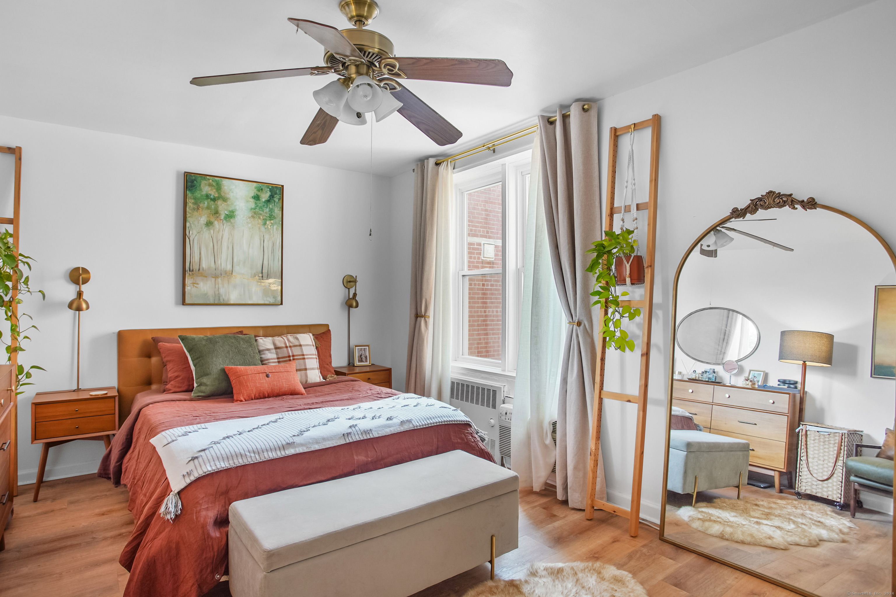 7 4th Street APT 5F