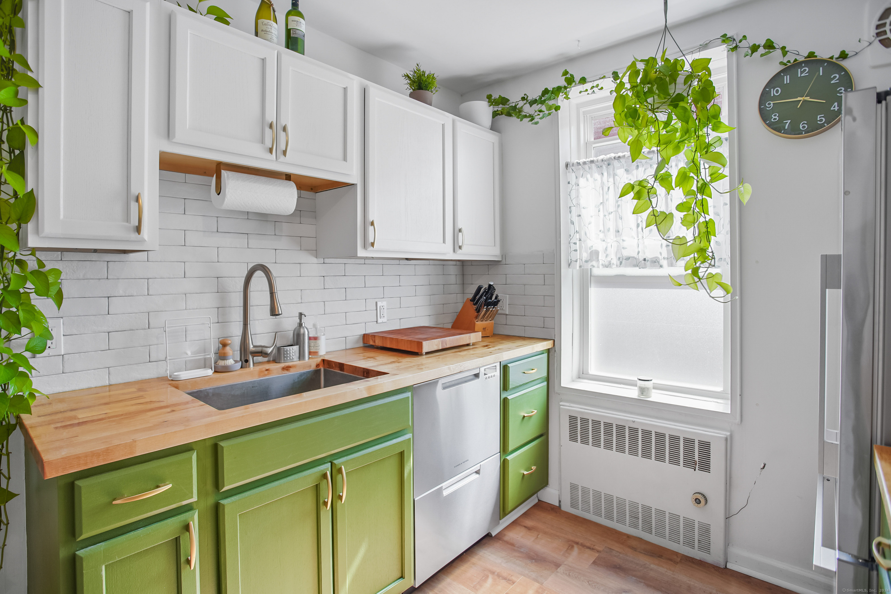 7 4th Street APT 5F