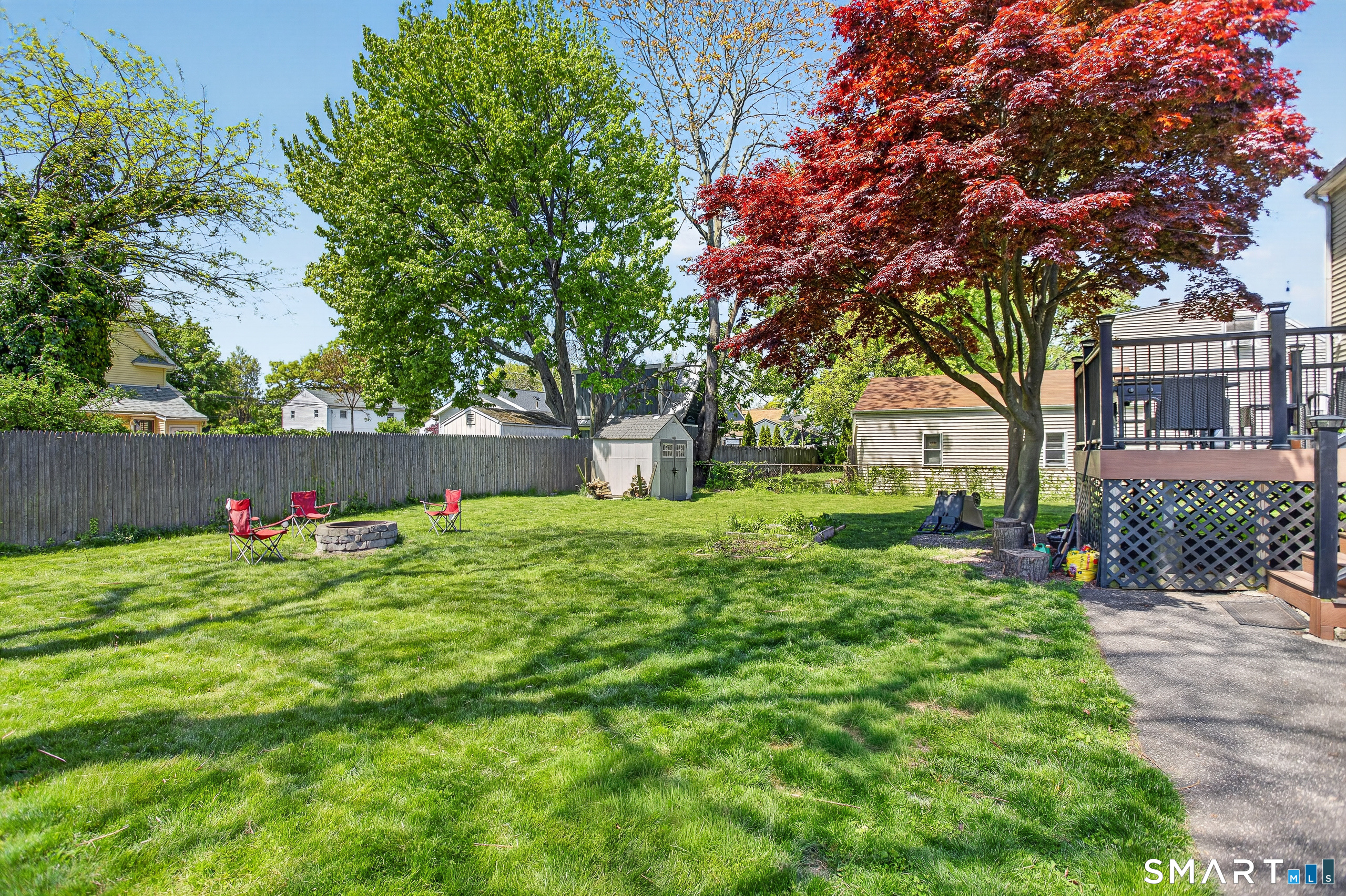 365 Roosevelt Avenue