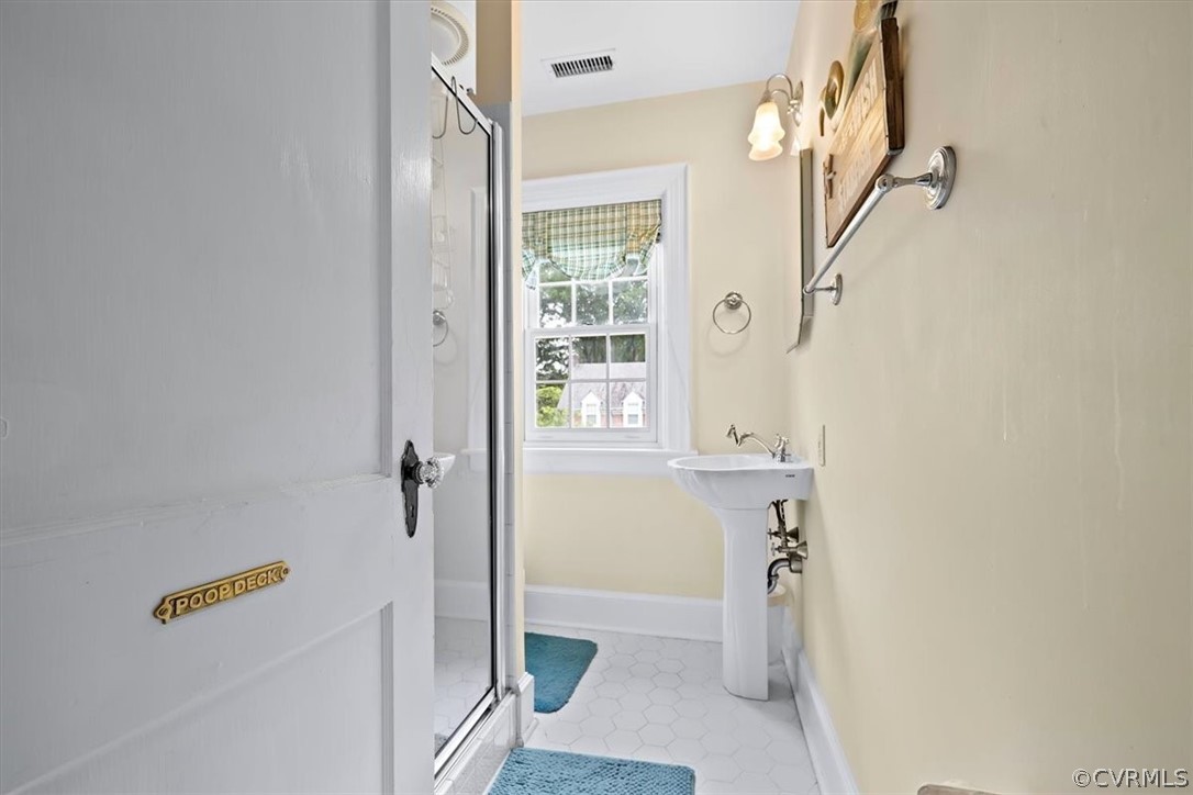 5005 King William Rd