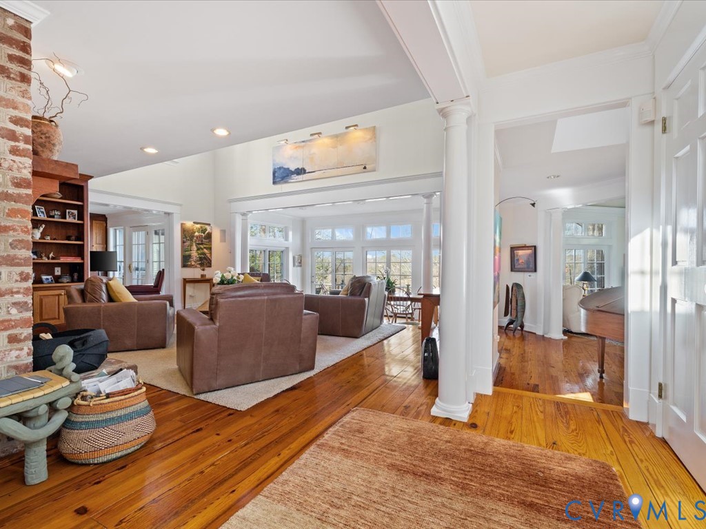 14335 Horseshoe Ford Rd