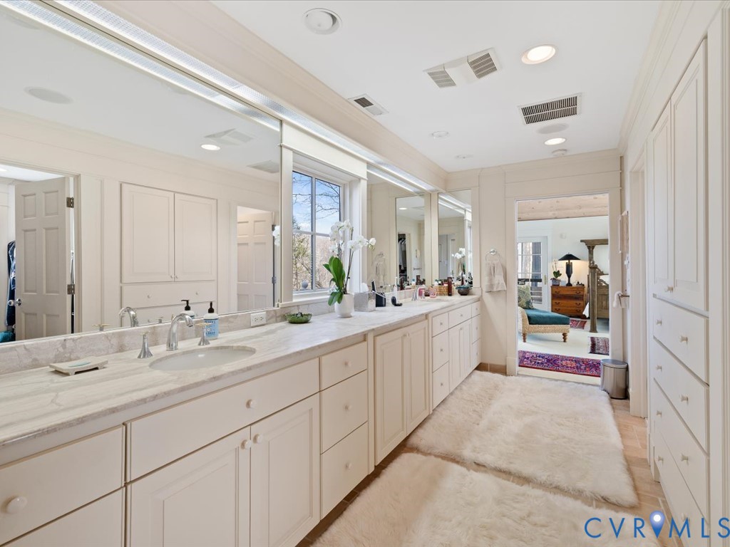 14335 Horseshoe Ford Rd